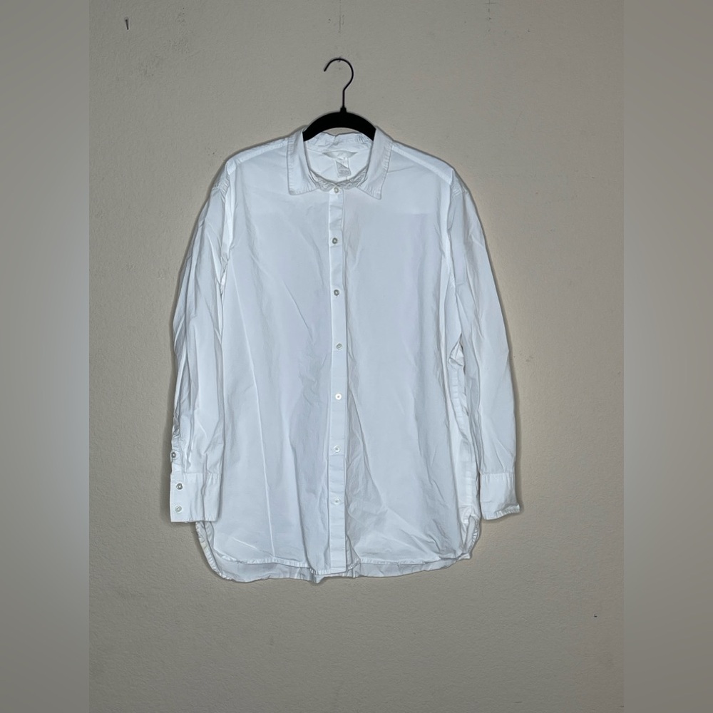 H&M Crisp White Casual Button Down Shirt Size S